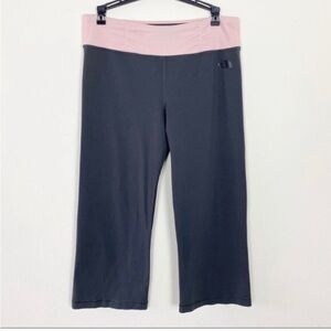 North Face Cropped Yoga Pants Size M